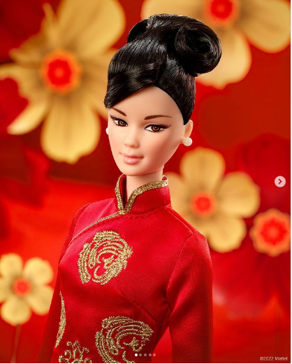 2022 Barbie Lunar New Year Doll Wears a Guo Pei Designed Phoenix ...